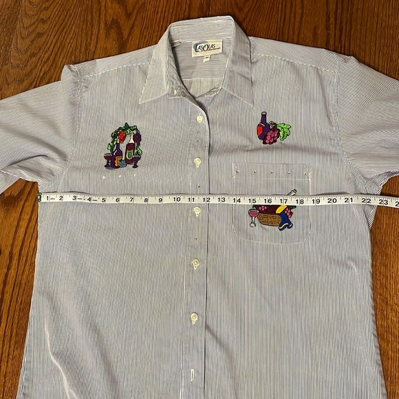 Las Olas Women’s Winery appliqué striped button front shirt blue white / sz M - Picture 12 of 14